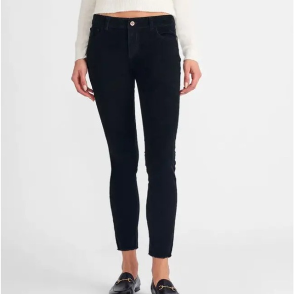 DL1961 MARGAUX CROPPED CORDUROY JEANS IN BLACK 26 - Picture 2 of 6